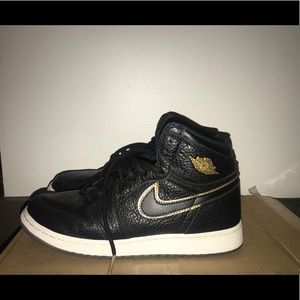 Air Jordan 1 High Retro